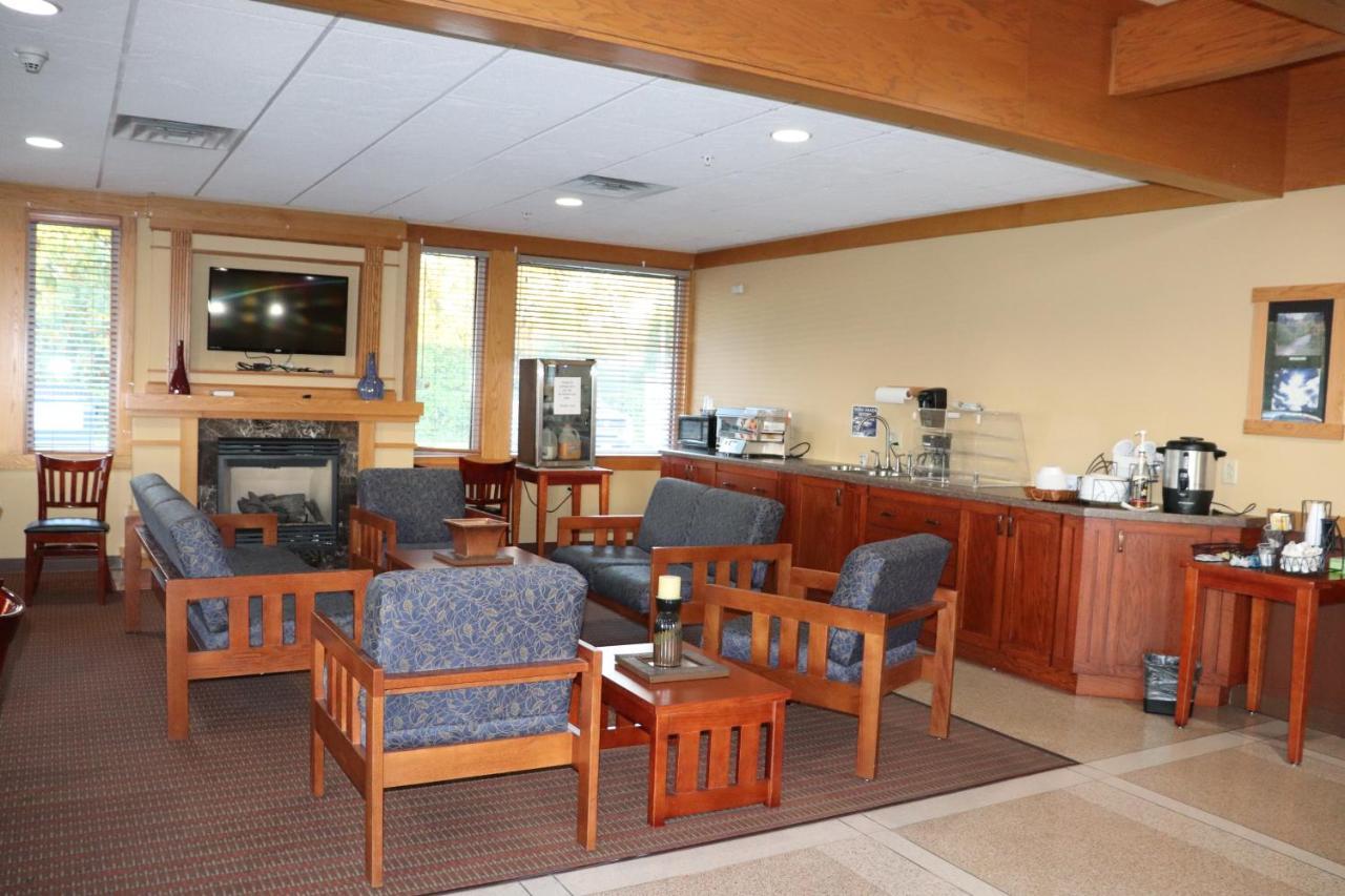 Prairie Inn Holmen La Crosse Area エクステリア 写真