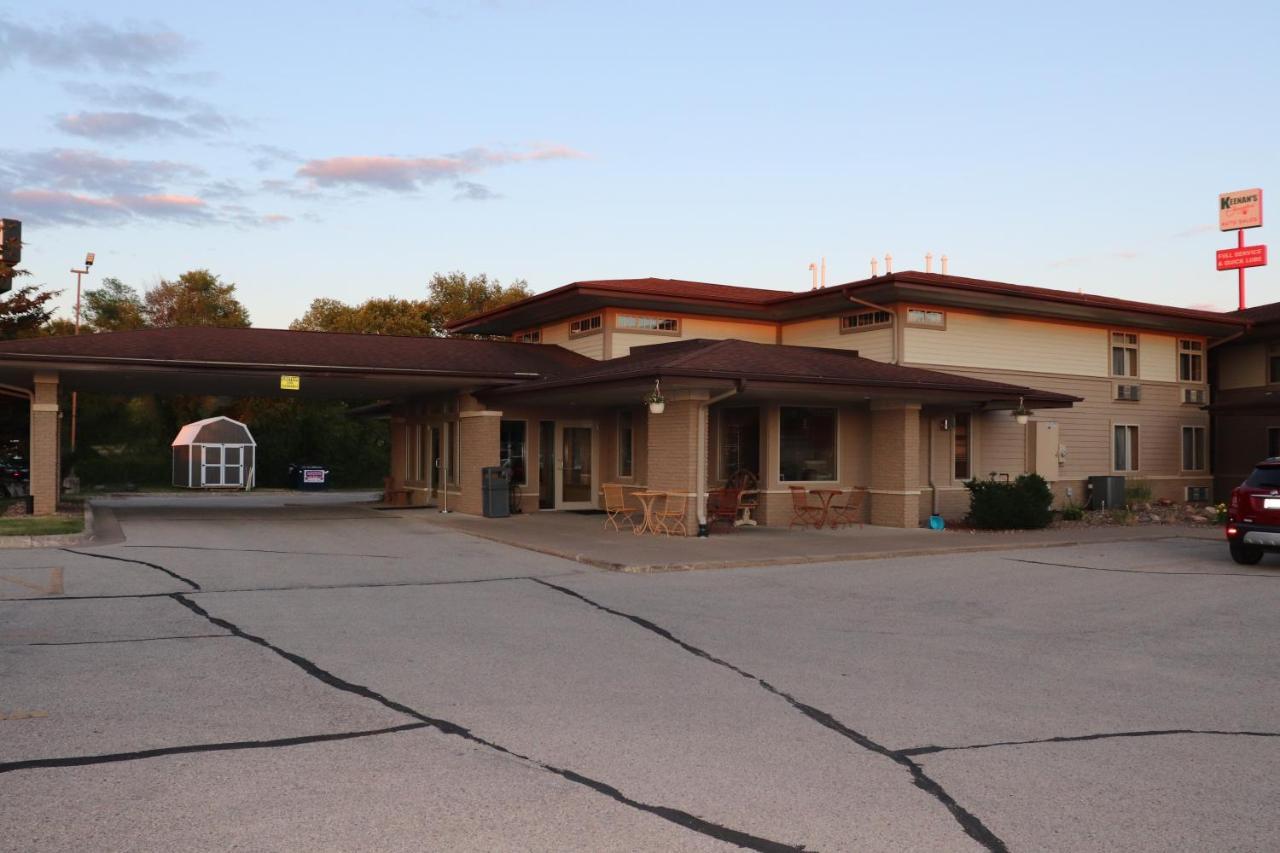 Prairie Inn Holmen La Crosse Area エクステリア 写真