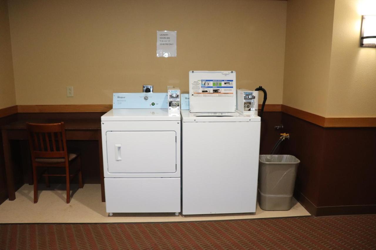 Prairie Inn Holmen La Crosse Area エクステリア 写真