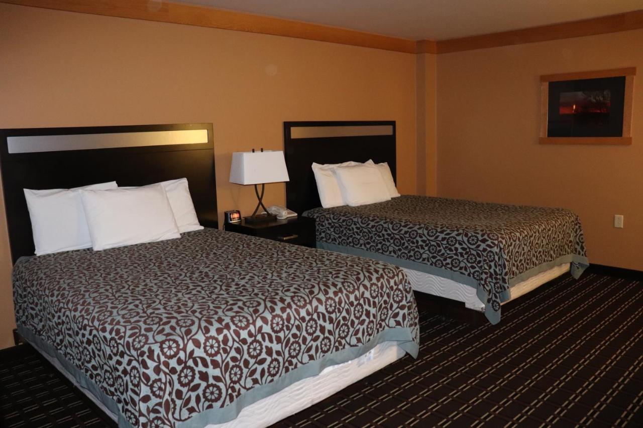 Prairie Inn Holmen La Crosse Area エクステリア 写真